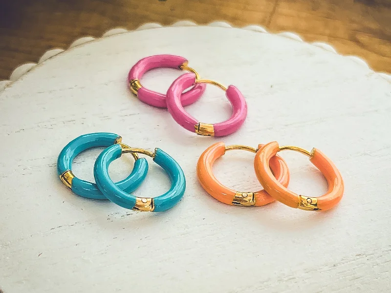 Best hoop earrings with geometric hexagon shapes for a modern, angular look-Beautiful Colorful Huggie Earring Set