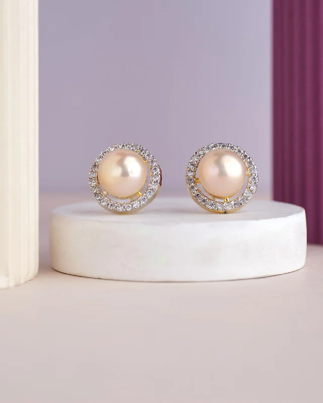 Best hoop earrings with satin ribbons for a soft, feminine appearance-Elegant Pink Stud Pearl Earring