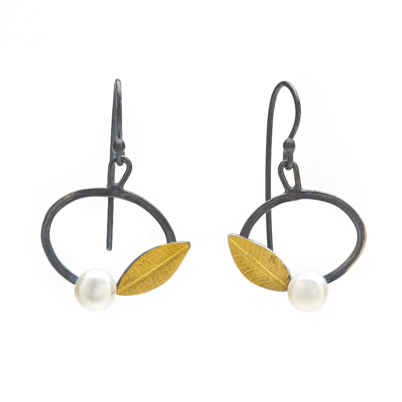 Hoop earrings with twisted metal designs for a dynamic and modern style-Golden Leaf Pearl Earrings