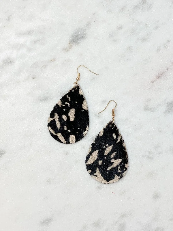 Best hoop earrings with geometric triangle shapes for a modern, chic design-Textured Leather Animal Print Dangle Earrings - Zebra