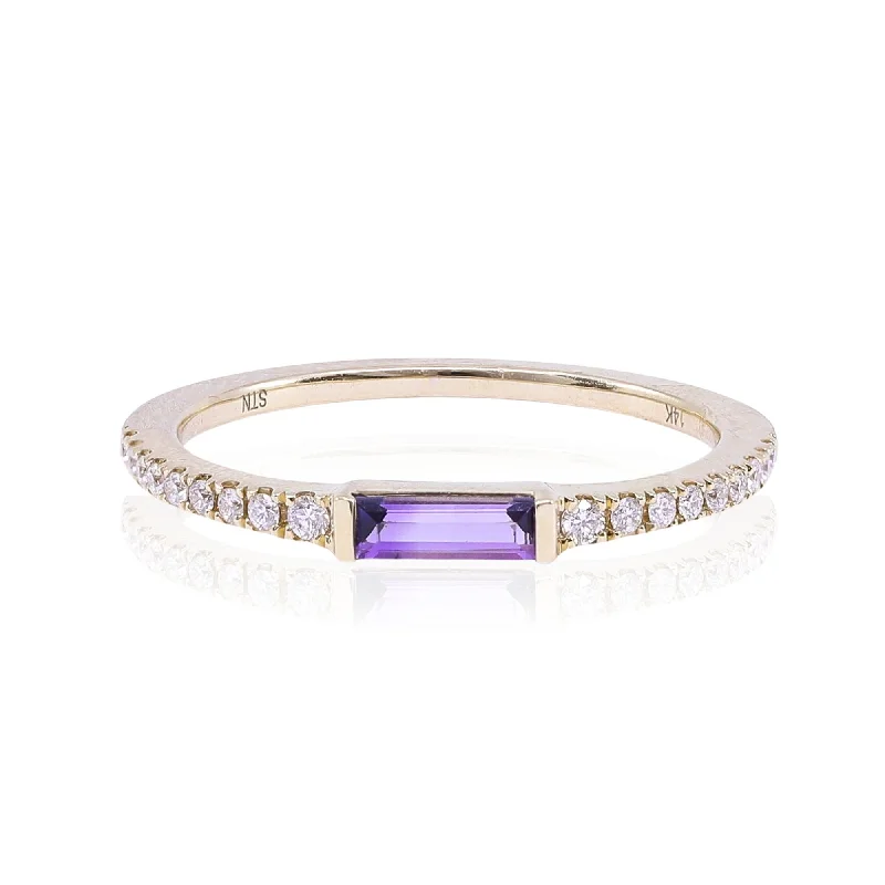 Rings with faceted aquamarine for sea glow -14K YELLOW GOLD BAGUETTE AMETHYST AND DIAMOND RING 0.13CTW