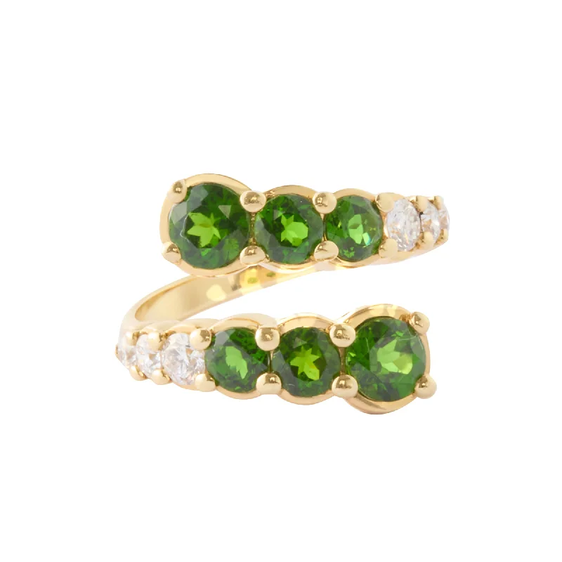 Rings with faceted aquamarine for sea glow -Diopside and Diamond Ring