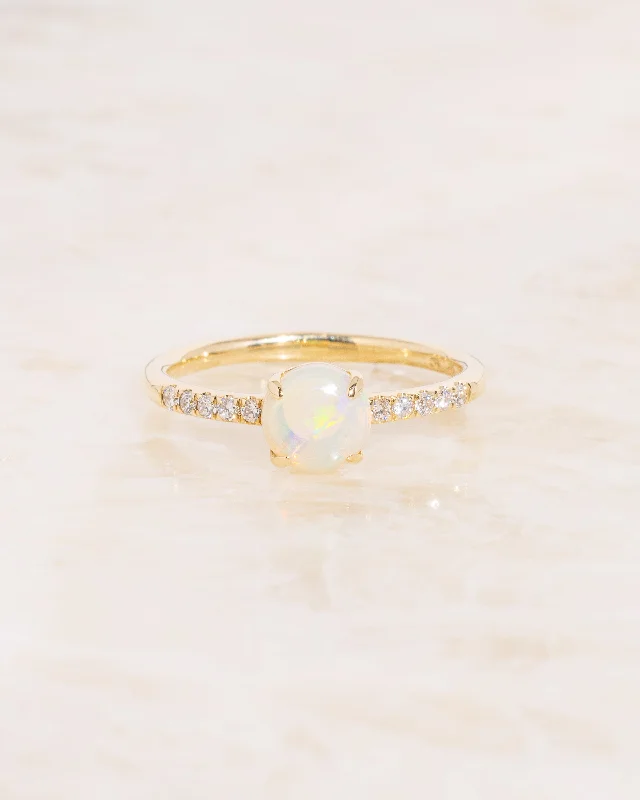 Rings with rough peridot for green texture -Round Ethiopian Jelly Opal Ring