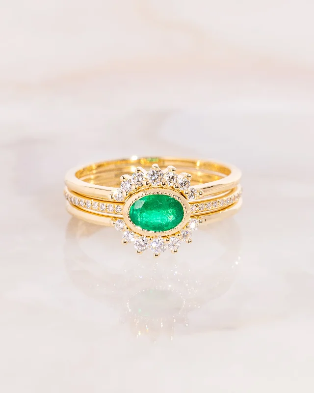 Rings with raw citrine for sunny charm -Three-Piece Emerald Ring Set